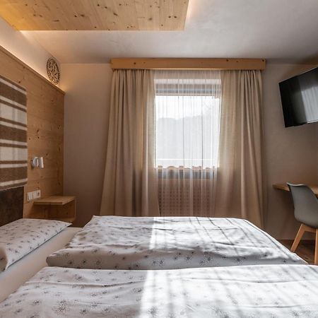 Ciasa Iachin Mountain Apartment San Martino in Badia Exterior foto